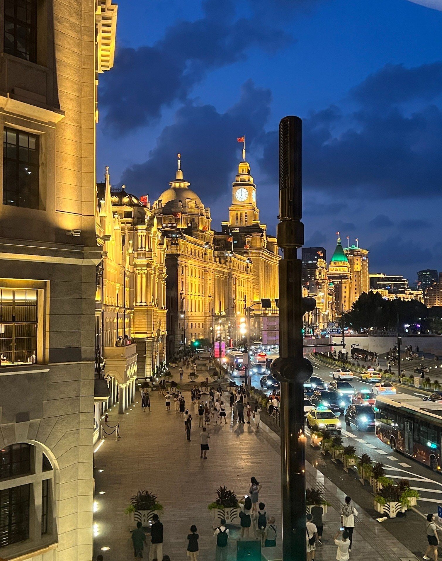 上海外滩万国建筑群黄昏 外滩源历史建筑 爱上海地标